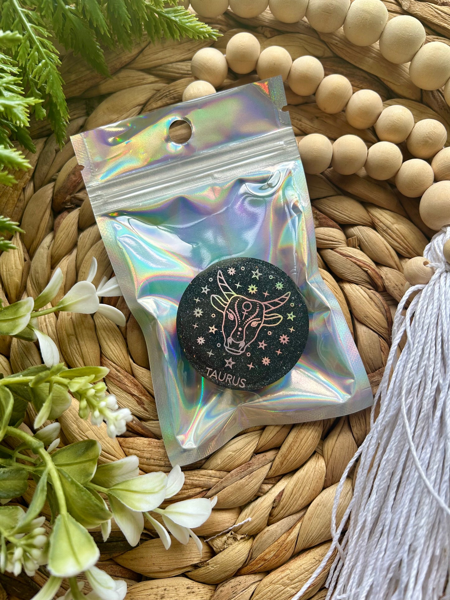 Zodiac Sign Phone Pop Socket || Handmade Phone Accessories || Resin Phone Accessories