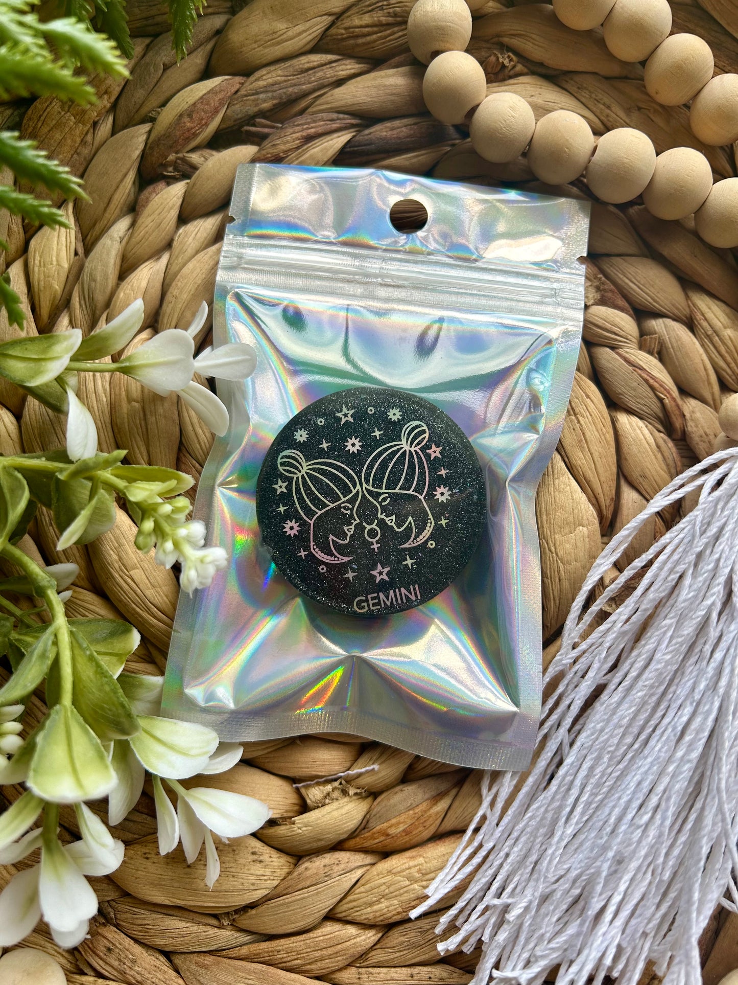 Zodiac Sign Phone Pop Socket || Handmade Phone Accessories || Resin Phone Accessories