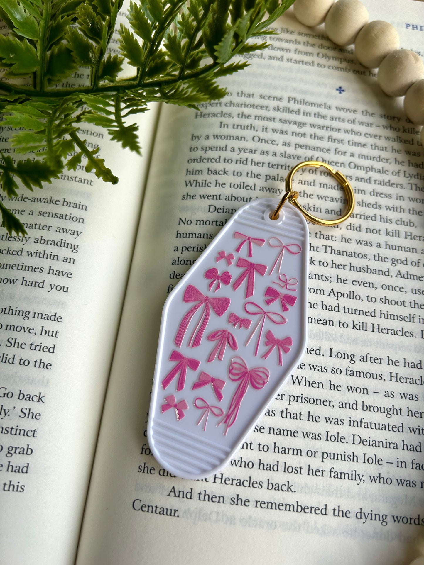 Trendy Pink and White Motel-Style Keychains - Glass & Glamour Co.