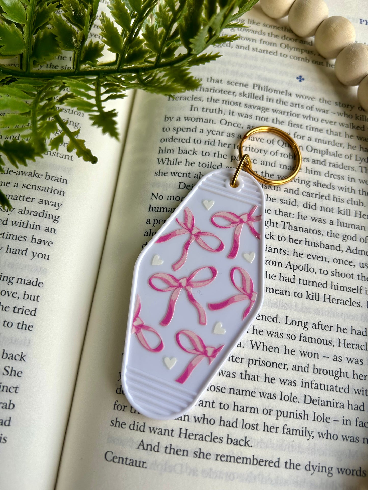 Trendy Pink and White Motel-Style Keychains - Glass & Glamour Co.