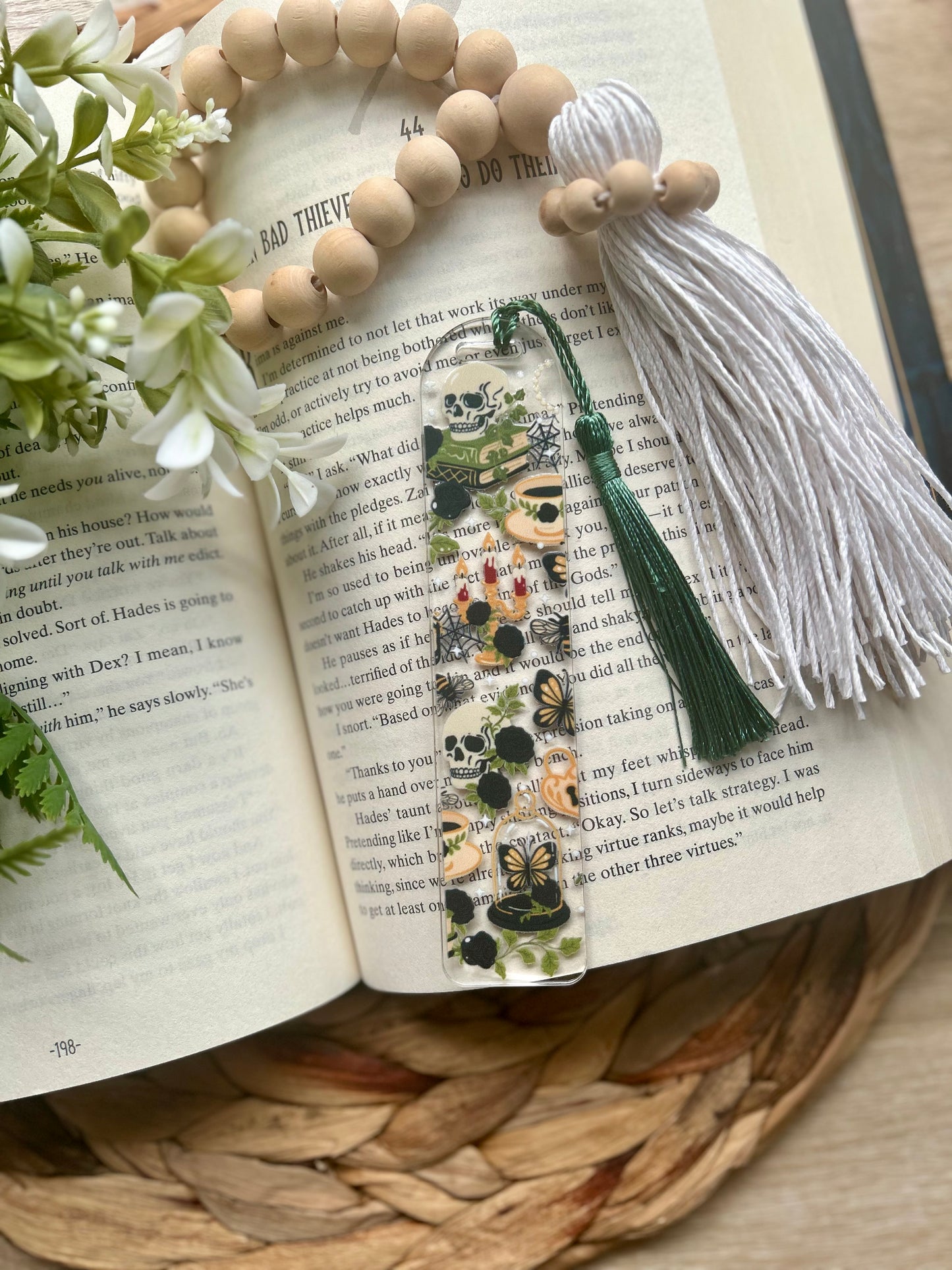 Halloween Themed Bookmarks || Spooky Bookmarks