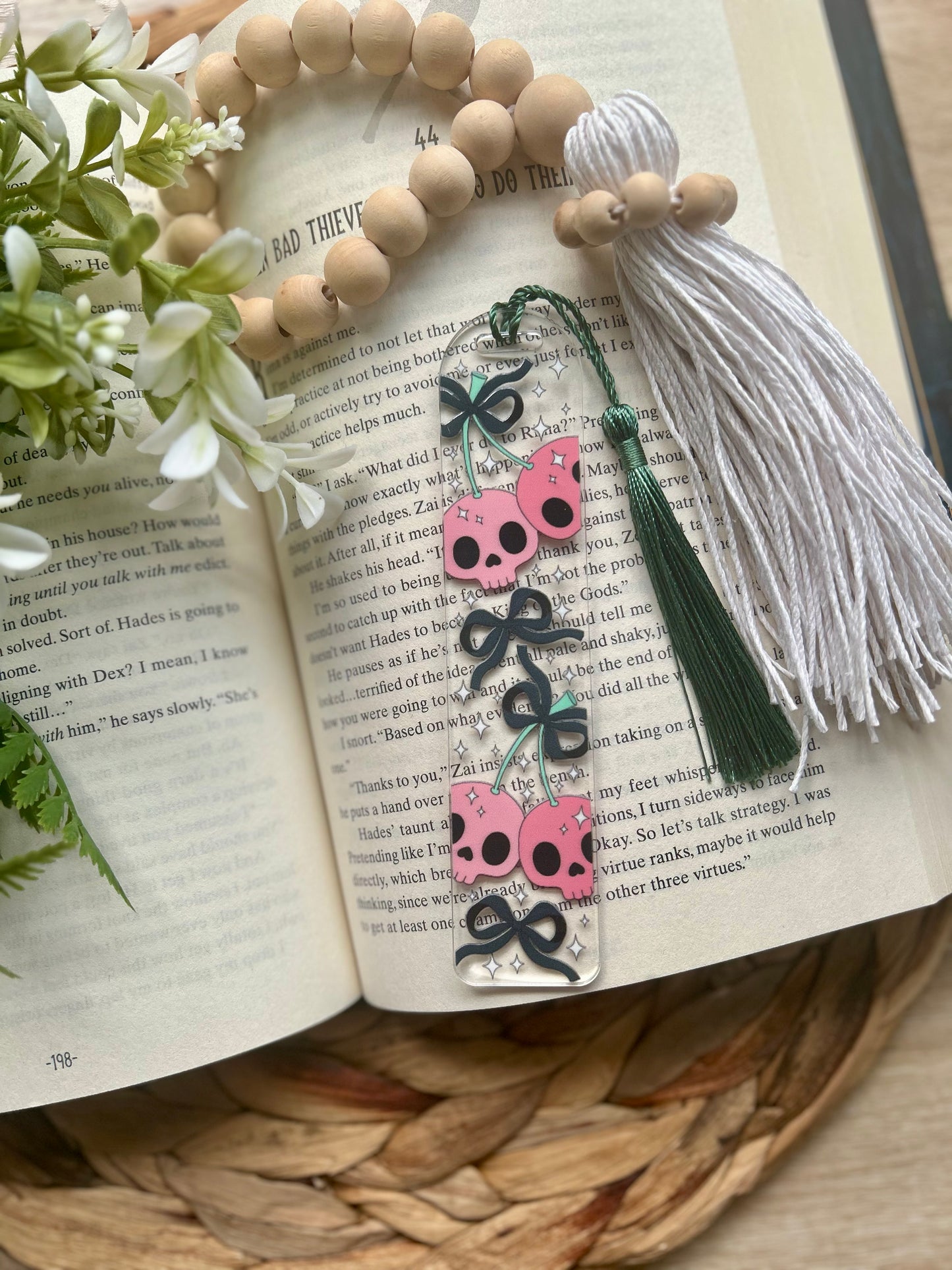 Halloween Themed Bookmarks || Spooky Bookmarks